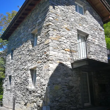 Alpesi faház Rustico Nocciolo Maggia